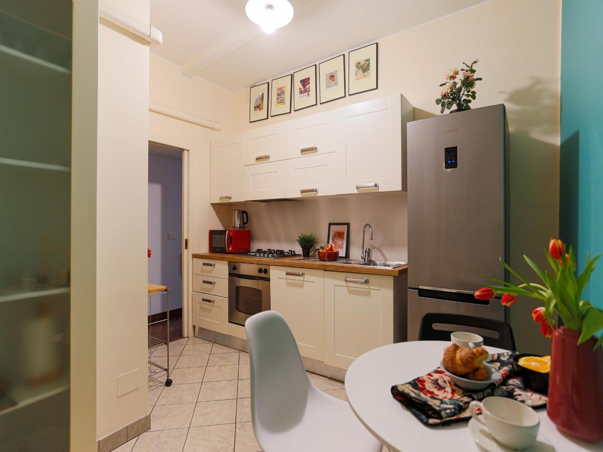 The Best Rent - Spacious One-Bedroom Apartment Near The Columns Of San Lorenzo Милан Экстерьер фото
